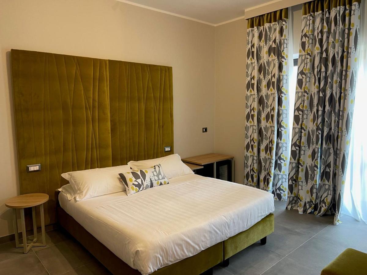 Hotel Sant'Elia SantʼElia Fiumerapido Esterno foto