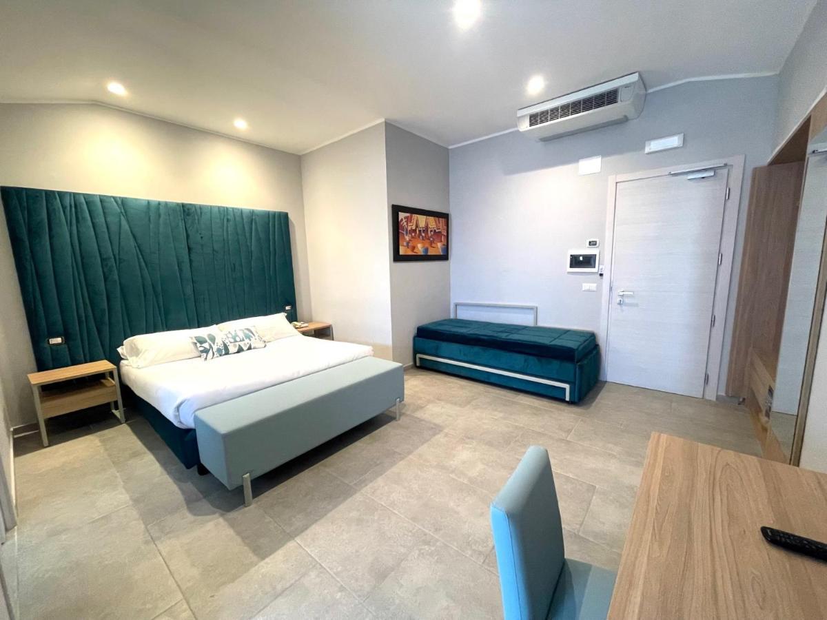 Hotel Sant'Elia SantʼElia Fiumerapido Esterno foto